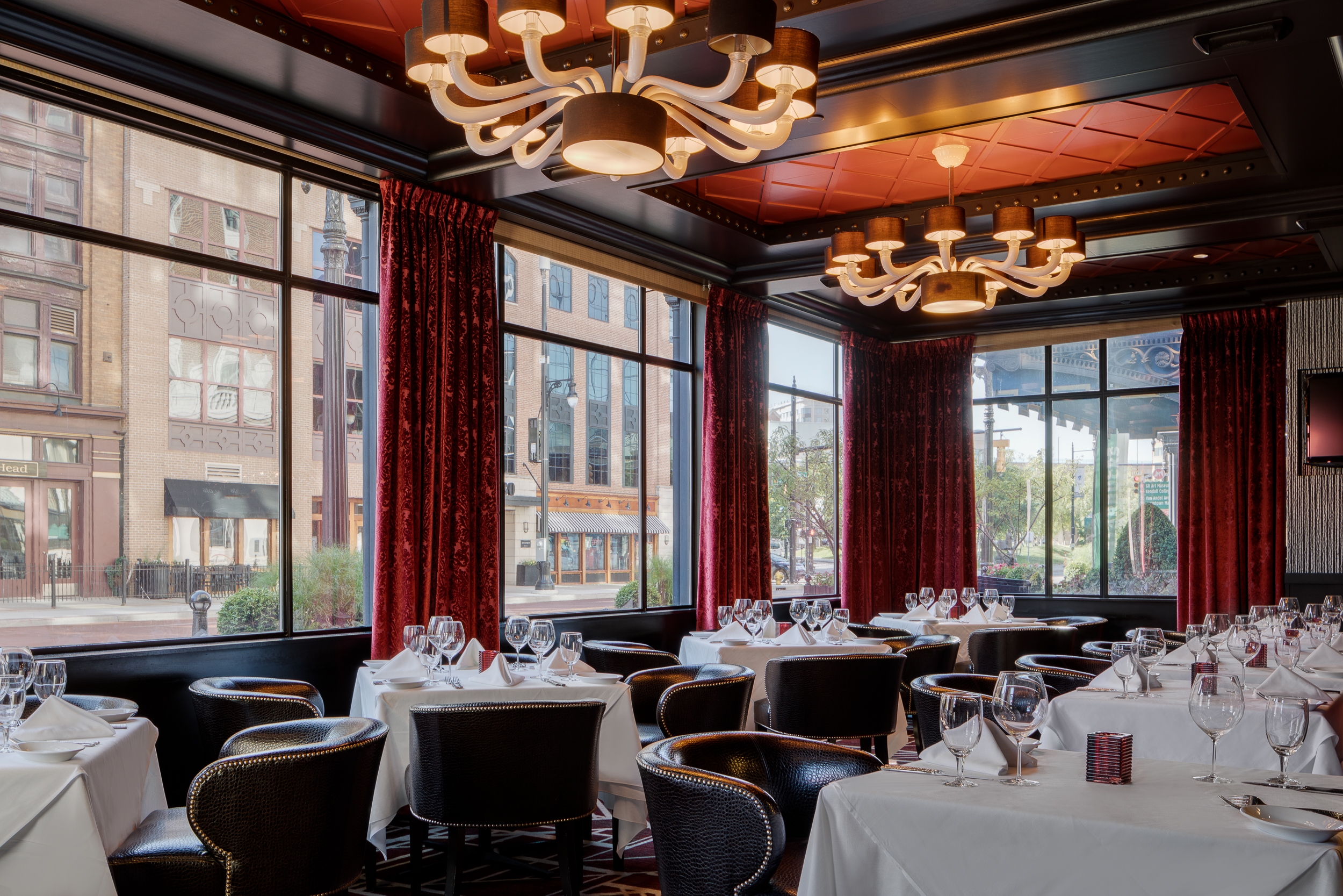 Amway Grand Plaza, Curio Collection by Hilton photo